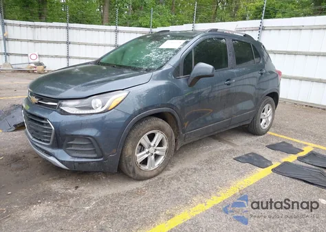 2021 Chevrolet Trax Fwd Lt z USA, uszkodzony, nr VIN KL7CJLSB5MB311845